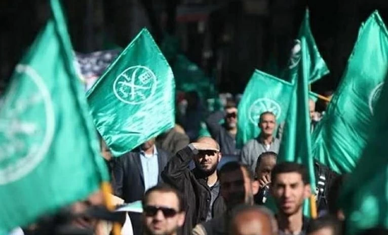 خلافات الإخوان المسلمين: كيف وصل الصراع الداخلي للمحاكم؟