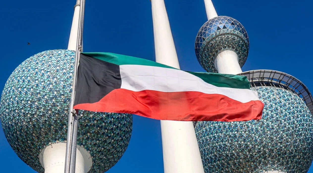 الكويت تدين الاعتداءات الإيرانية وتطالب بوقف فوري للتصعيد