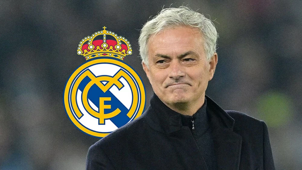 مورينيو يوقع عقد تدريب ريال مدريد: عودة السبيشال وان؟
