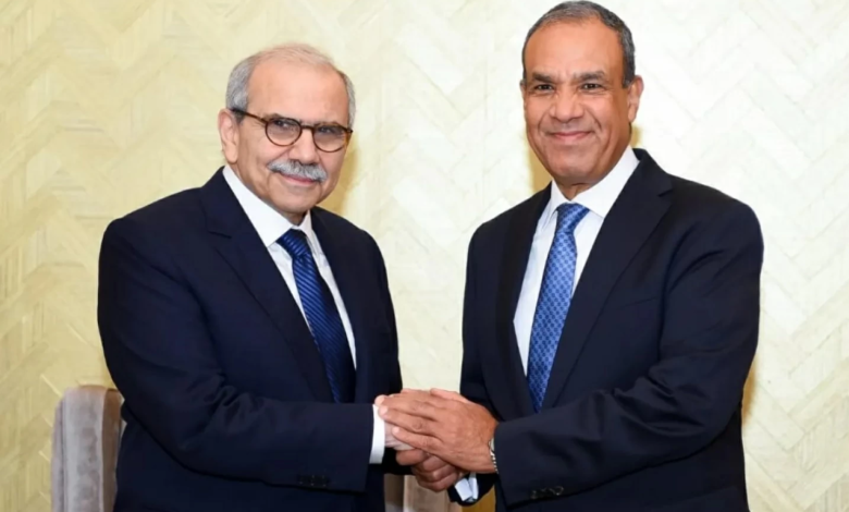 مصر تطالب بانسحاب إسرائيلي كامل من لبنان لدعم سيادته