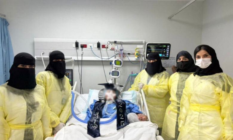 قصة نجاح عايشة: من العناية المركزة إلى دراسة القانون الصحي