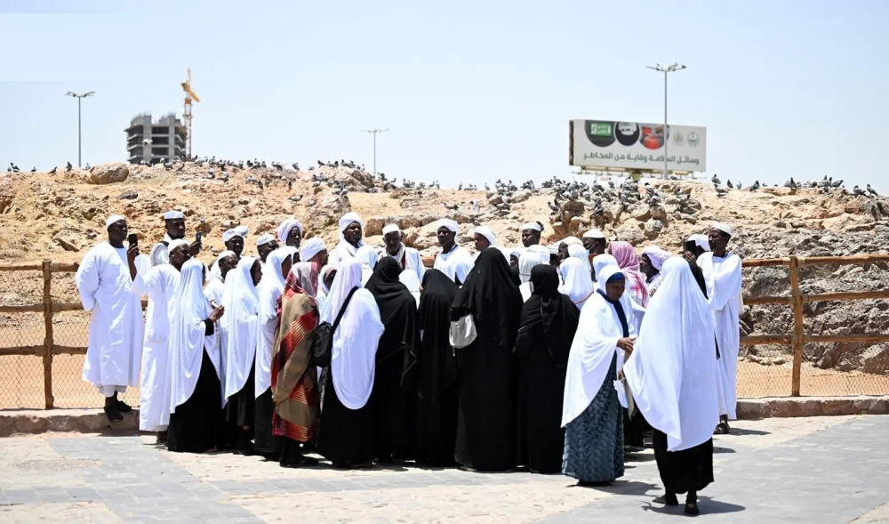 الدفاع المدني يحذر من زيادة الأحمال لضمان سلامة الحجاج