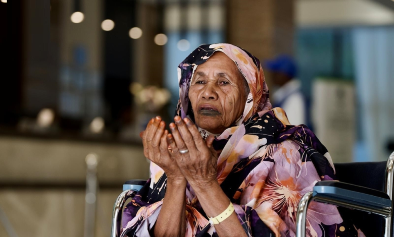 برنامج ضيوف خادم الحرمين يحقق أمنية ثمانينية سودانية