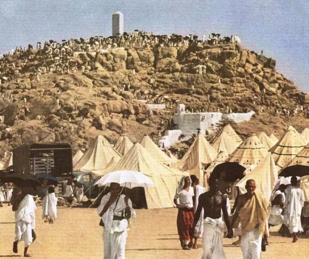 تطور رحلات الحج من الأحساء: من عين نجم لقطار الحرمين