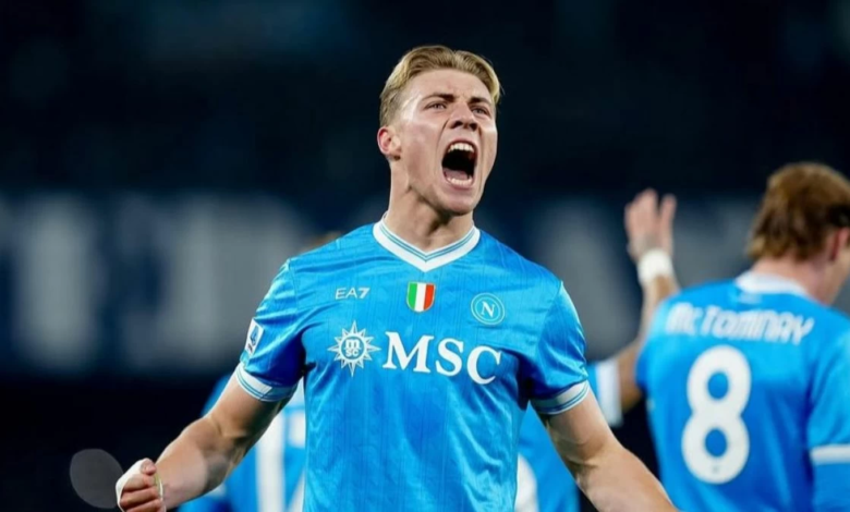 نابولي يضم هويلوند نهائياً بـ50 مليون يورو بعد موسم ناجح