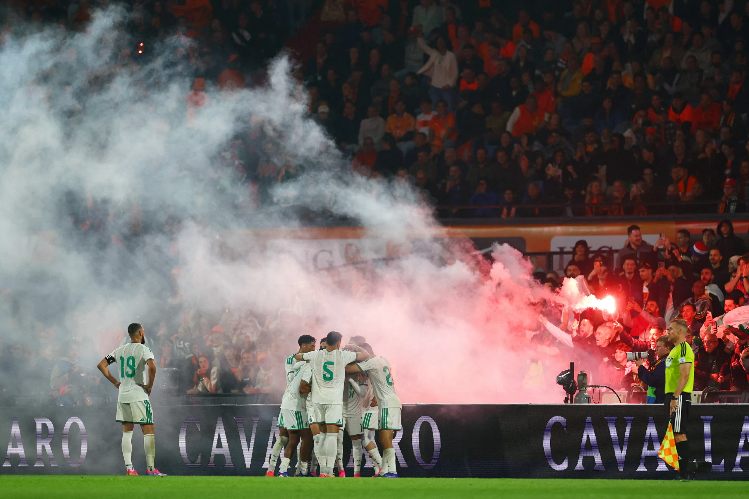 المنتخب الجزائري يهزم هولندا ودياً قبل كأس العالم 2026