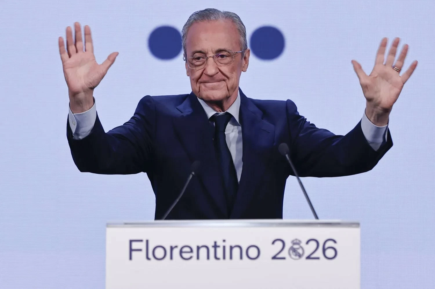 بيريز يعد بصفقة مدوية.. نجم جديد في ريال مدريد بـ150 مليون