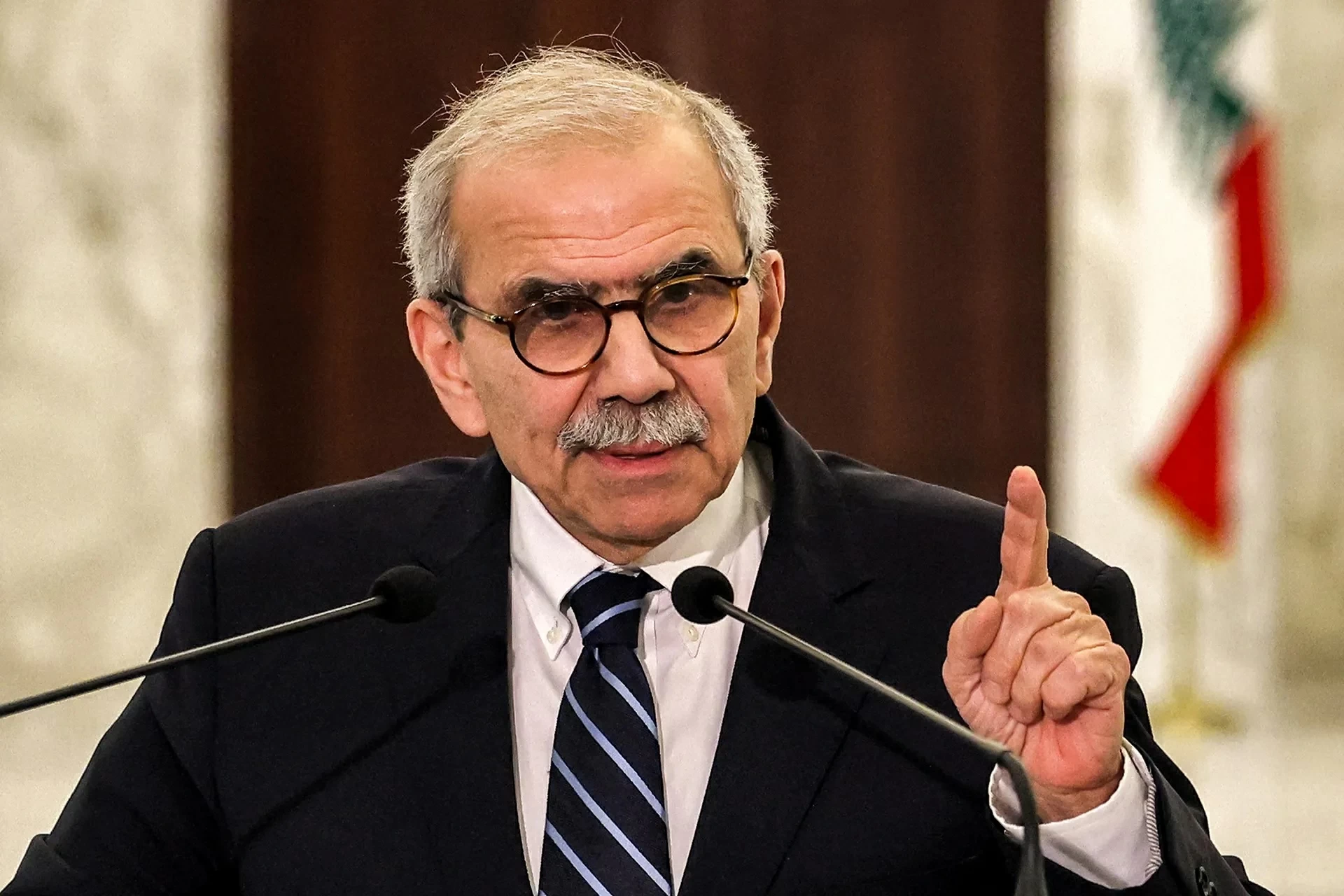 نواف سلام: لن نفرط في أمن وسيادة لبنان وسط توترات الجنوب