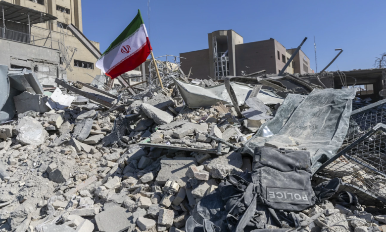 خطر انفجار اجتماعي في إيران: الأسباب والتداعيات المحتملة