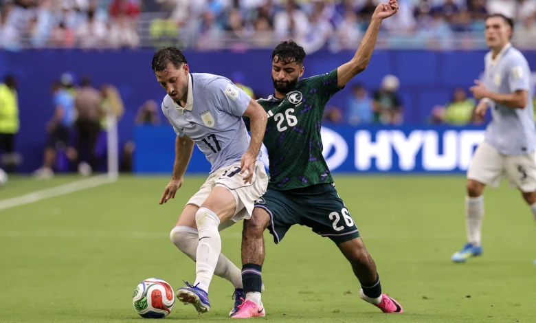 دونيس: خبرة المنتخب الأوروغواياني جعلت التعادل نتيجة مقبولة
