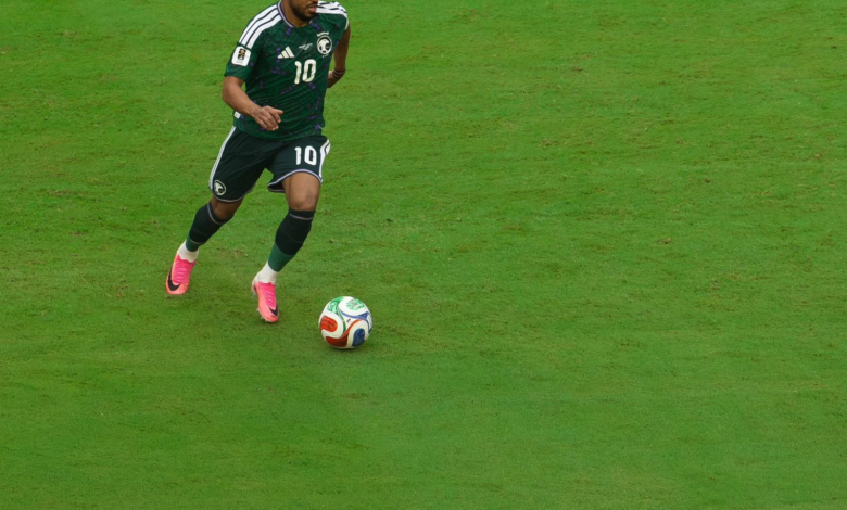 سالم الدوسري في كأس العالم | هل يصبح الأكثر مشاركة بتاريخ السعودية؟