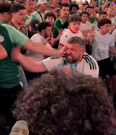 اشتباكات جماهير الجزائر والأرجنتين بنيويورك قبل مباراة كأس العالم