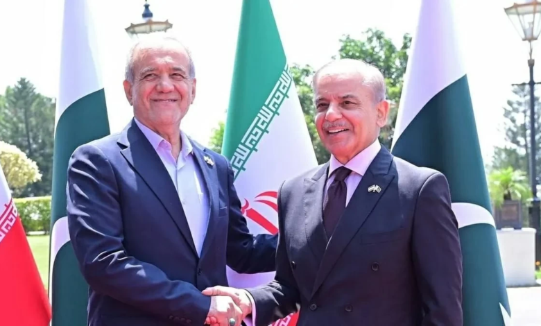 بيزشكيان في باكستان والمفاوضات مع أمريكا: أجندة حاسمة