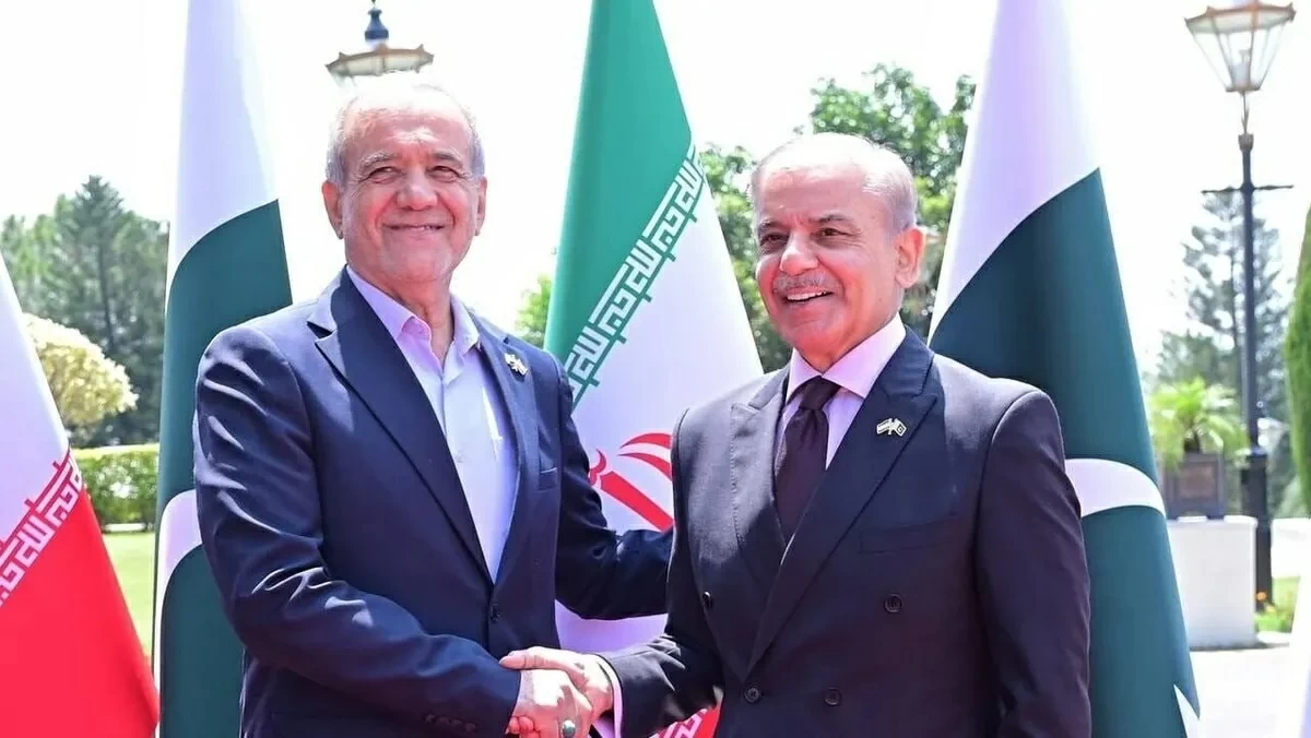 بيزشكيان في باكستان والمفاوضات مع أمريكا: أجندة حاسمة
