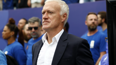 غياب ديشان عن منتخب فرنسا لوفاة والدته.. من يقود الديوك؟
