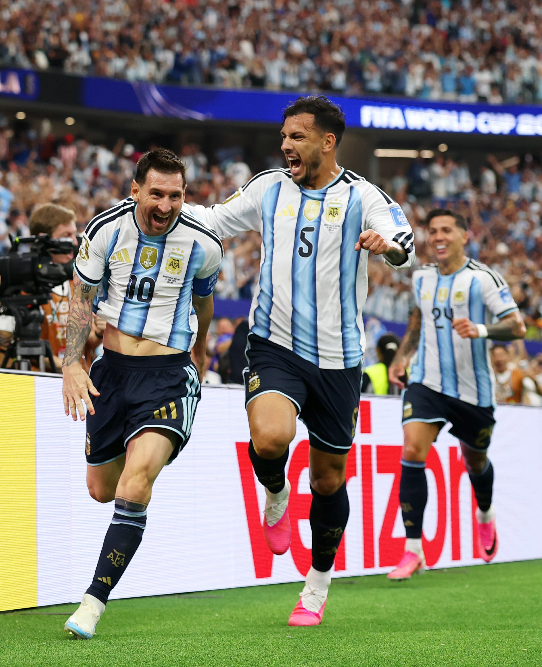 ميسي ورونالدو: أرقام قياسية تاريخية في مونديال 2026