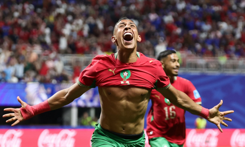 سفيان رحيمي: النجم المغربي يتألق في تصفيات كأس العالم 2026