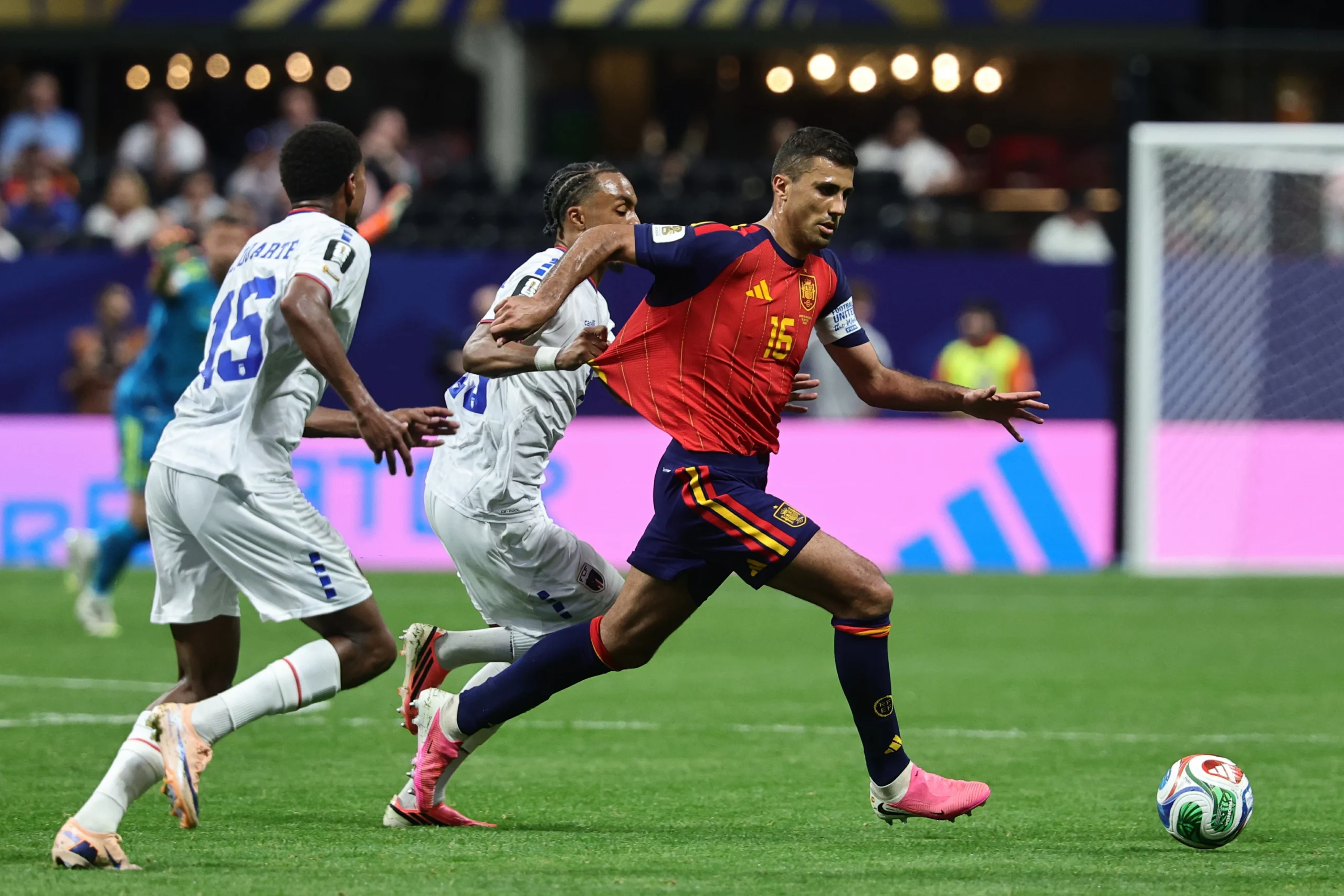 رودري يسيطر على مونديال 2026 بأرقام قياسية مذهلة