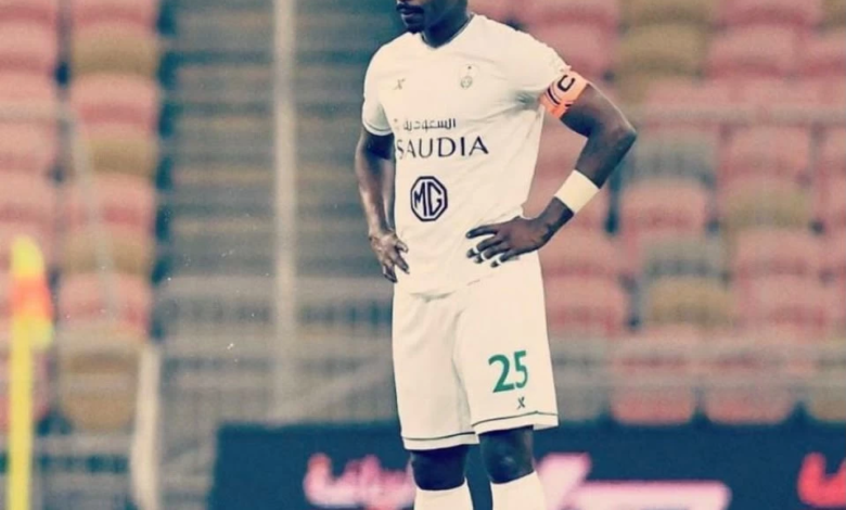 اعتزال معتز هوساوي: نهاية مسيرة مدافع الأهلي والمنتخب