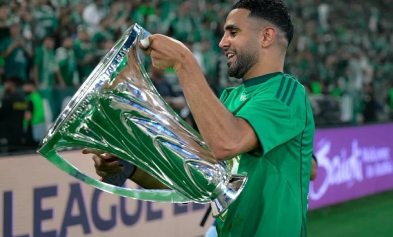 الأهلي السعودي يقرر إنهاء عقد رياض محرز: التفاصيل الكاملة