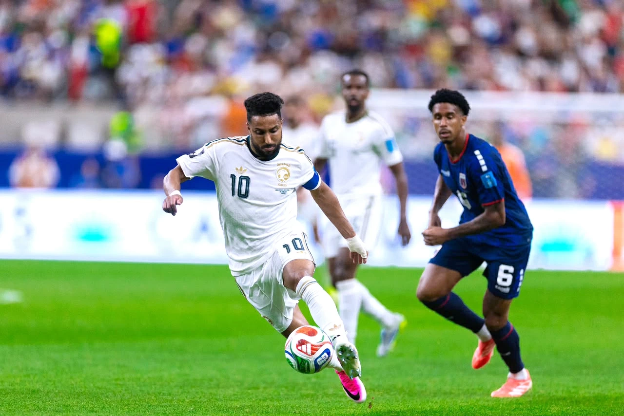 مستقبل المنتخب السعودي: دعوة عاجلة للتجديد وبناء جيل جديد