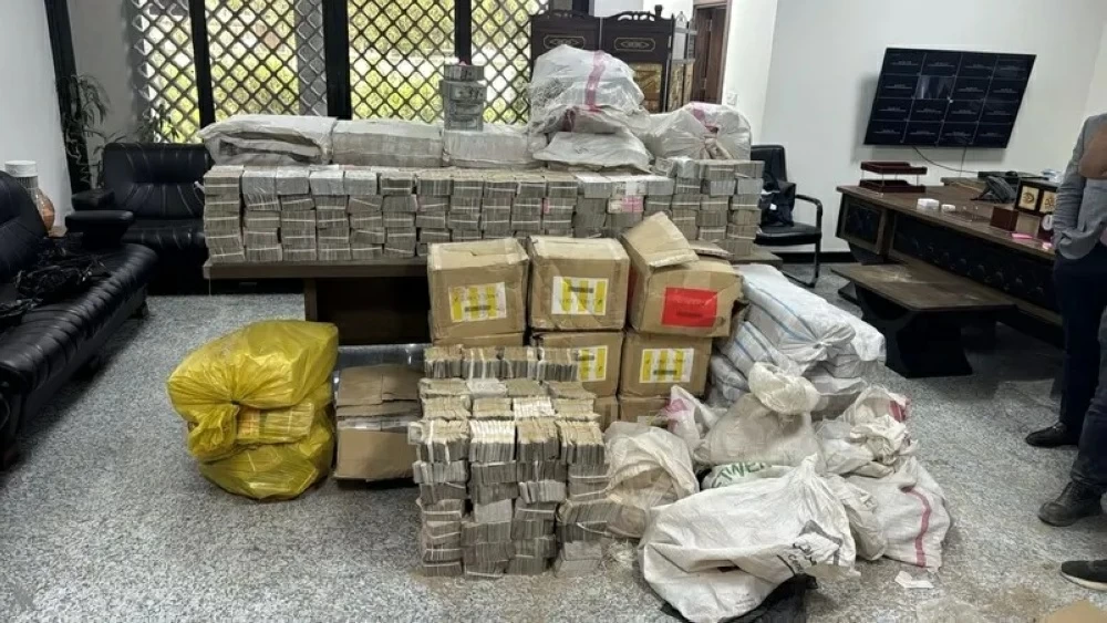 العراق يلاحق حيتان الفساد: جهود لاسترداد 500 مليار دولار