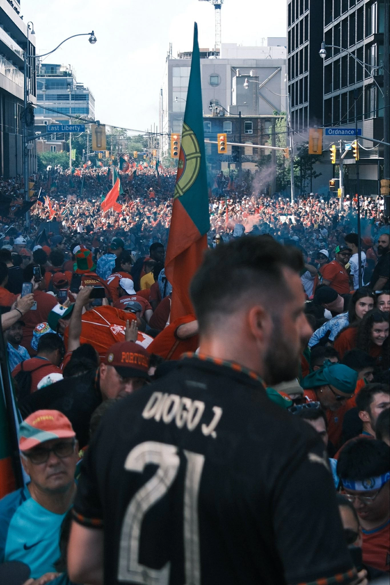 كريستيانو رونالدو يحتفل مع جماهيره في تورنتو بكأس العالم 2026